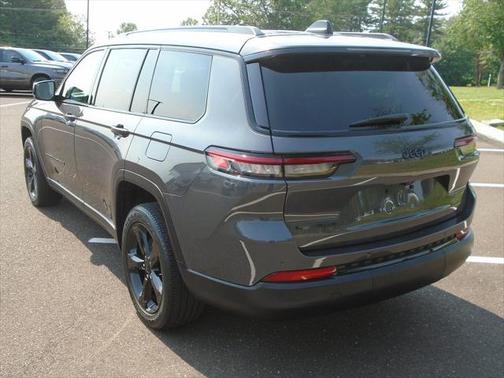 2022 Jeep Grand Cherokee L Altitude