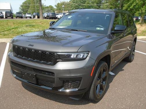 2022 Jeep Grand Cherokee L Altitude
