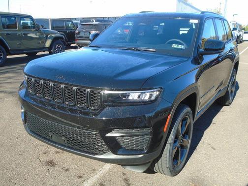 2025 Jeep Grand Cherokee Altitude