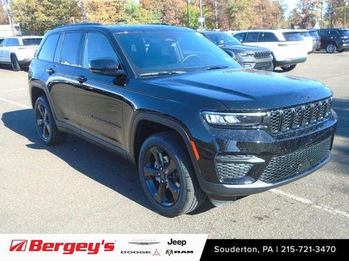 2025 Jeep Grand Cherokee Altitude