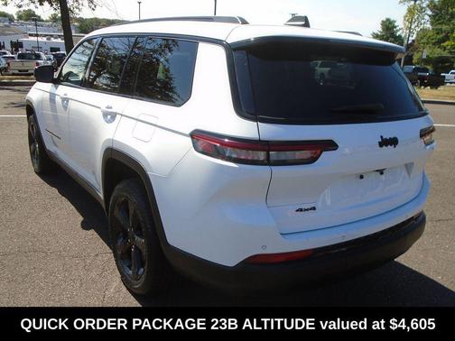 2023 Jeep Grand Cherokee L Altitude