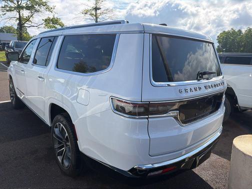 Bright White Clearcoat 2025 Jeep Grand Wagoneer L Series III 4x4
