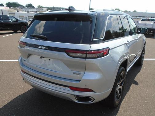 2022 Jeep Grand Cherokee 4xe Summit Reserve