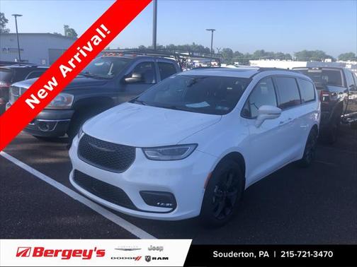 2021 Chrysler Pacifica Touring L