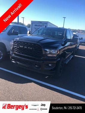 2024 RAM 2500 Big Horn Crew Cab 4x4 6'4' Box