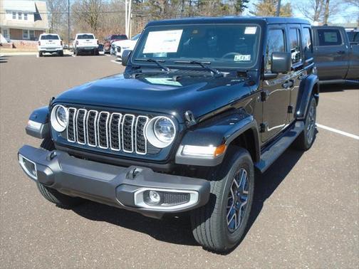 2025 Jeep Wrangler 4-Door Sahara 4x4