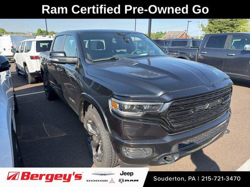 Diamond Black Crystal Pearlcoat 2020 RAM 1500 Limited