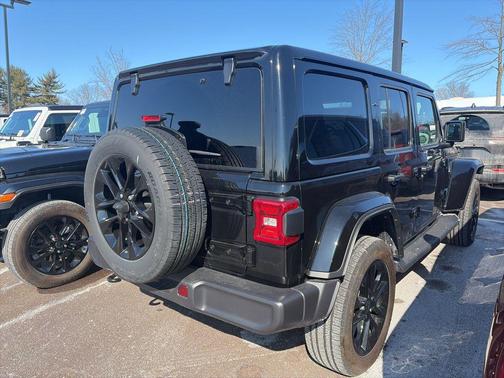 2025 Jeep Wrangler 4xe Sahara