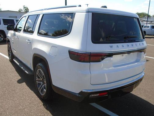 2024 Jeep Wagoneer L Series II 4x4