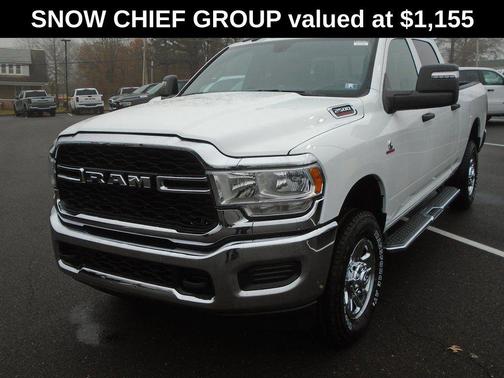 2024 RAM 2500 Tradesman Crew Cab 4x4 6'4' Box