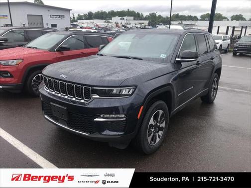 2023 Jeep Grand Cherokee 4xe Base