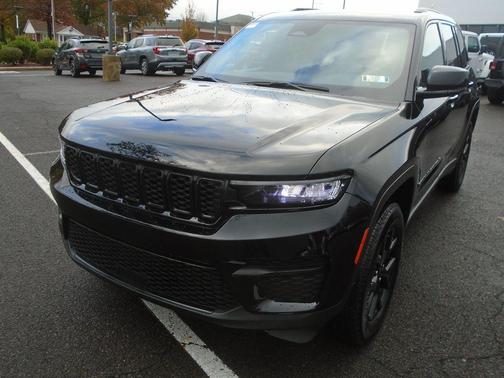 2024 Jeep Grand Cherokee Altitude
