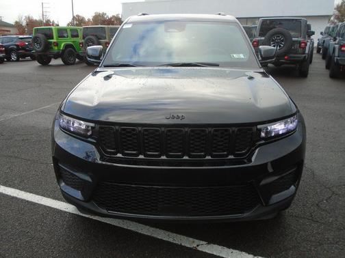 2024 Jeep Grand Cherokee Altitude