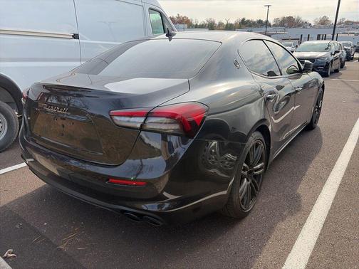 2021 Maserati Ghibli S Q4