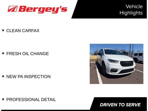 Bright White Clearcoat 2026 Chrysler Pacifica L