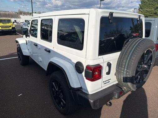 Bright White Clearcoat 2025 Jeep Wrangler 4xe Sahara