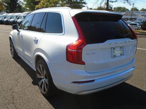 2022 Volvo XC90 T6 Inscription
