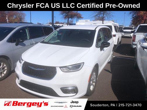 2024 Chrysler Pacifica Touring L