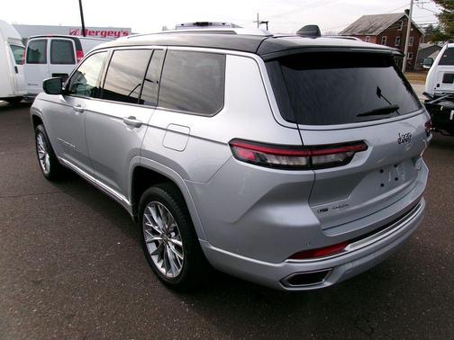 2023 Jeep Grand Cherokee L Summit