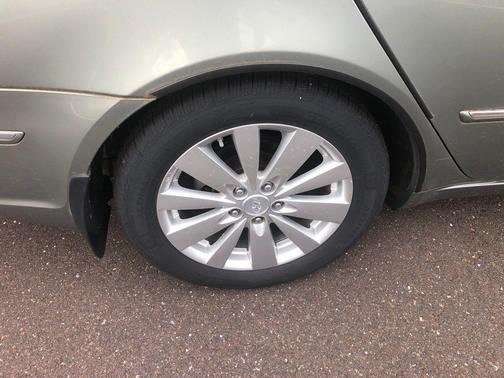 2010 Hyundai SONATA Limited