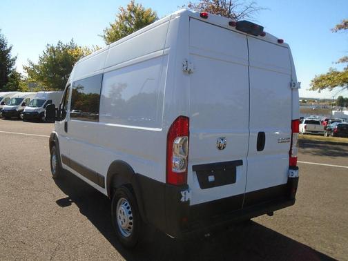 2025 RAM ProMaster 2500 Tradesman