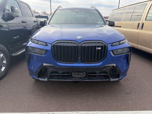 2024 BMW X7 M60i