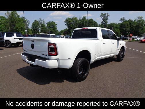 2024 RAM 3500 Laramie Crew Cab 4x4 8' Box