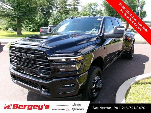 Diamond Black Crystal Pearlcoat 2026 RAM 3500 Laramie Mega Cab 4x4 6'4' Box