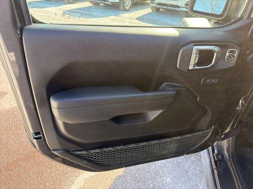 2025 Jeep Wrangler 4xe Willys