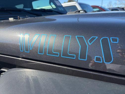 2025 Jeep Wrangler 4xe Willys