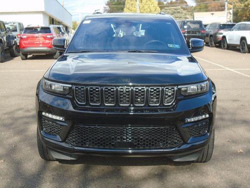 2024 Jeep Grand Cherokee Summit