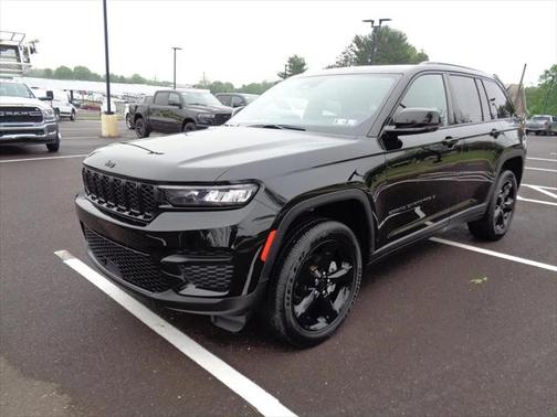 2023 Jeep Grand Cherokee Altitude