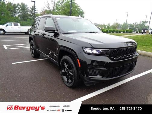 2023 Jeep Grand Cherokee Altitude
