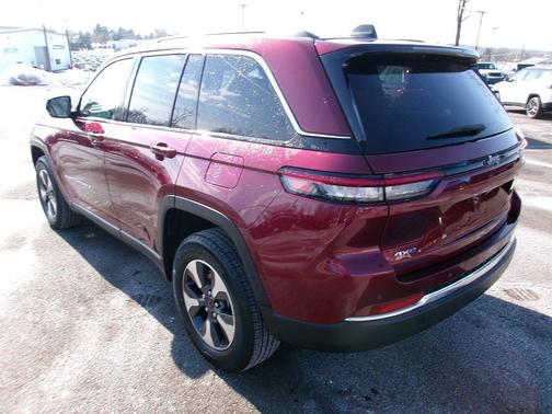 2022 Jeep Grand Cherokee 4xe Base