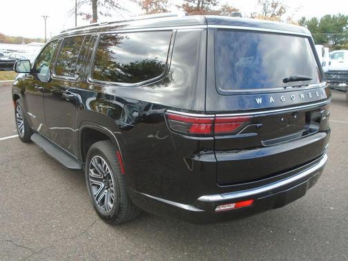 2024 Jeep Wagoneer L Series II 4x4