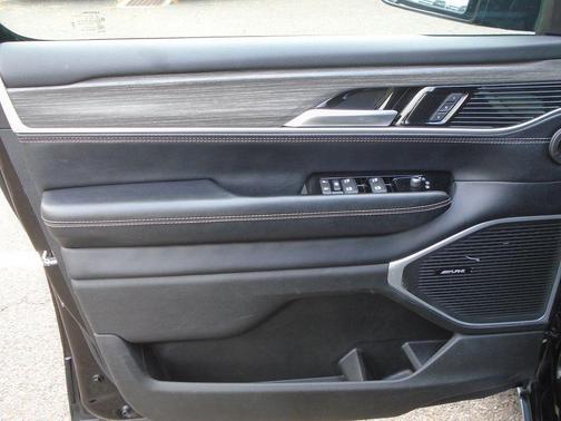 2024 Jeep Wagoneer L Series II 4x4