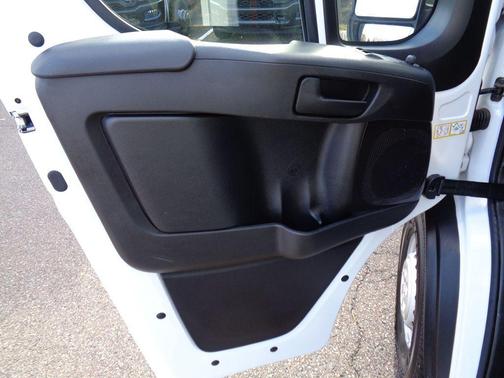 2025 RAM ProMaster 2500 Tradesman