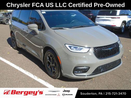 2021 Chrysler Pacifica Hybrid Touring L