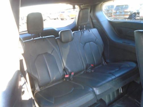 2021 Chrysler Pacifica Hybrid Touring L