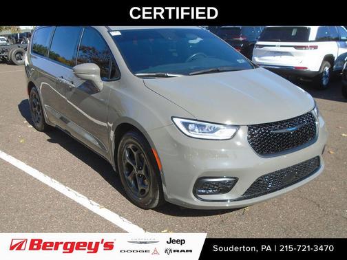 2021 Chrysler Pacifica Hybrid Touring L
