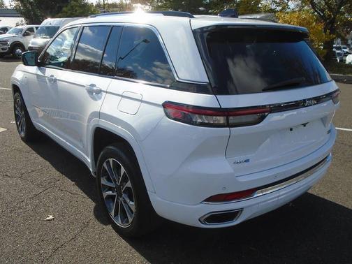 2023 Jeep Grand Cherokee 4xe Overland