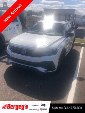 2023 Volkswagen Tiguan 2.0T SE R-Line Black 4MOTION