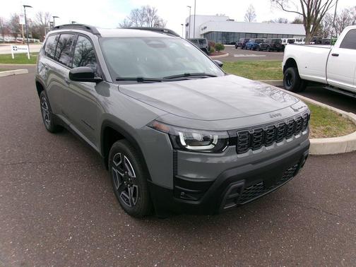 2026 Jeep Cherokee Laredo 4x4