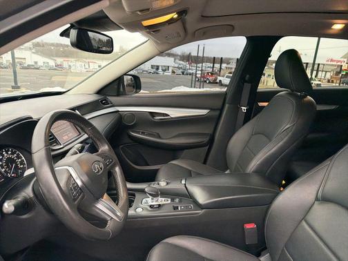 2019 INFINITI QX50 Luxe