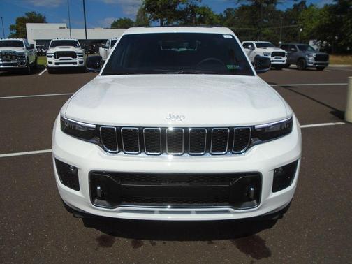 2025 Jeep Grand Cherokee L Overland