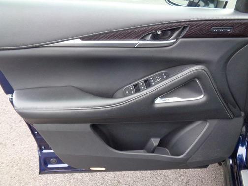 2022 INFINITI QX60 SENSORY