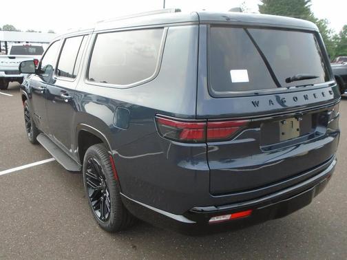 2025 Jeep Wagoneer L Series II Carbide 4x4