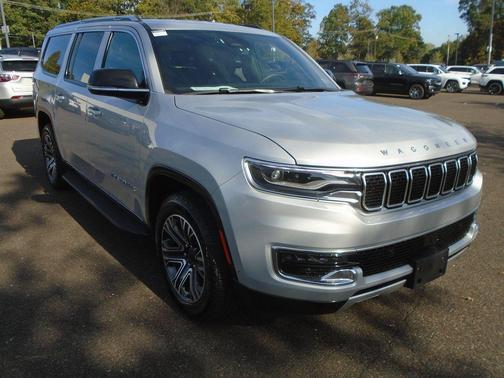 2024 Jeep Wagoneer L Series II 4x4