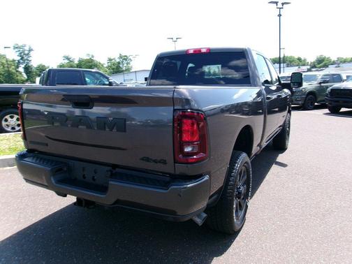 Granite Crystal Metallic Clearcoat 2026 RAM 2500 Big Horn Crew Cab 4x4 6'4' Box