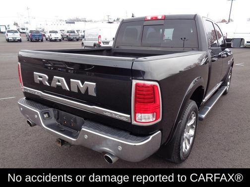 2017 RAM 1500 Limited Crew Cab 4x4 5'7' Box